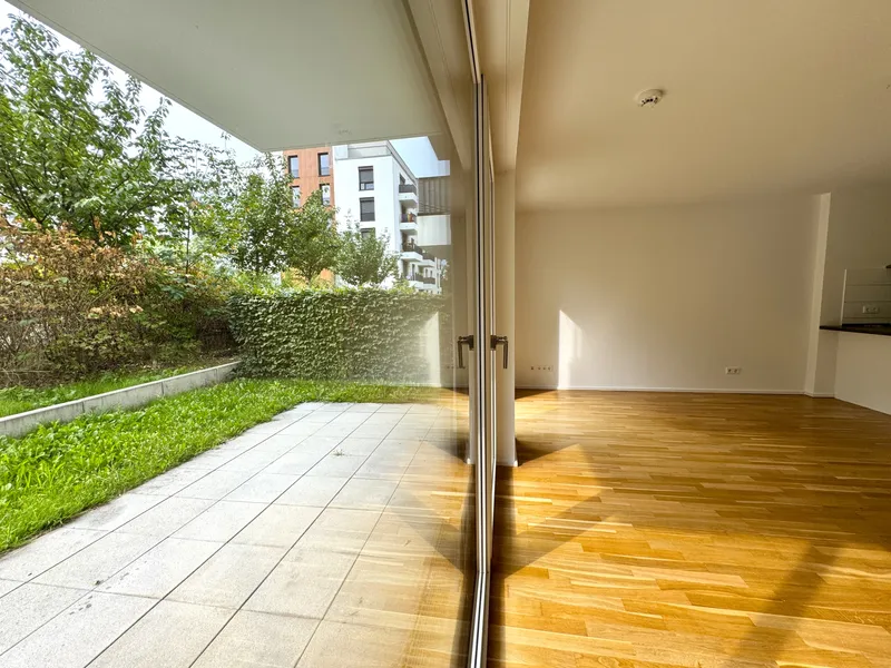 Sonnige Terrassenwohnung an der Spree - Deine grüne Oase! — photo 1